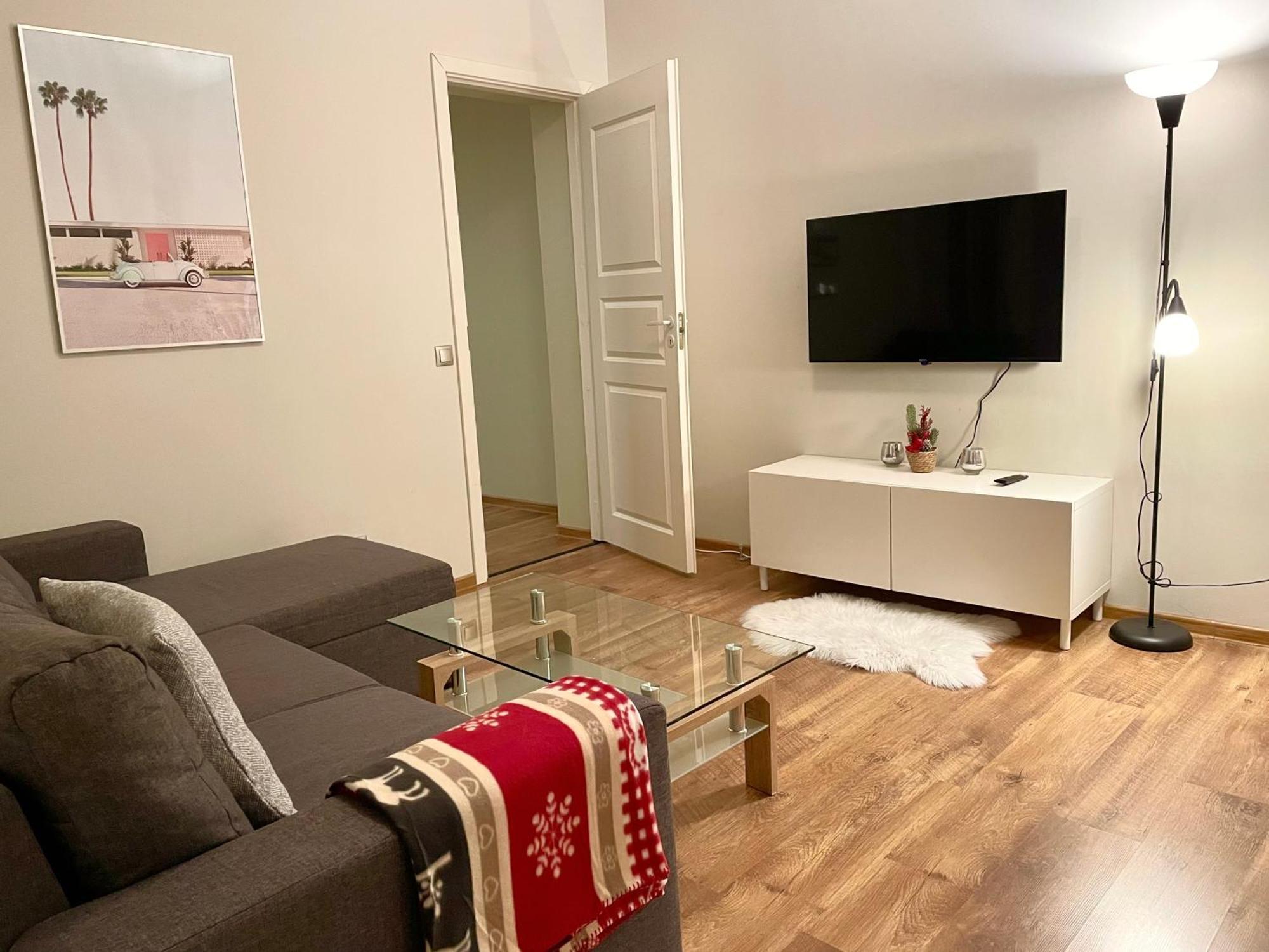 Spacious Holiday Apartment With Wifi And Parking Pärnu Exterior foto